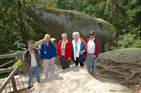 Wandergruppe im Felsenlabyrinth Luisenburg bei Wunsiedel
