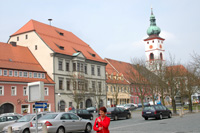 Oberer Marktplatz Tirschenreuth mit Stadtpfarrkirche, vor dem großen Umbau 2007